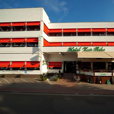 הוכנהיים אם מיין Hotel Zur Rebe מראה חיצוני תמונה